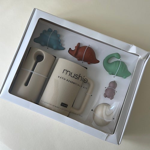 Mushie Badkit med Dinosarier