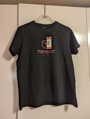 Ny Tenson t-shirt i färgen svart och i storlek XL