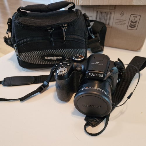 Fujifilm FinePix S1800 digitalkamera