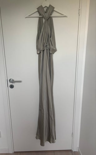 Långklänning från Asos