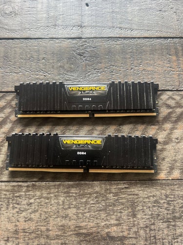 Corsair Vengeance LPX 16GB DDR4 3000MHz 2x8GB
