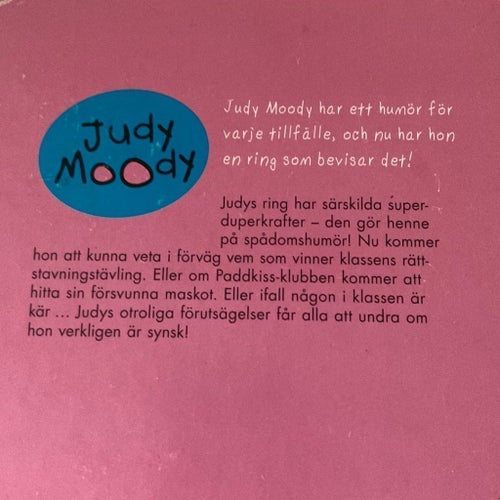 Bok Judy Moody ser in i framtiden