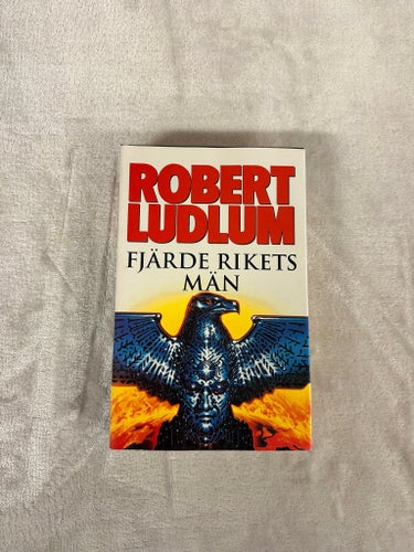 Robert Ludlum – Fjärde rikets man