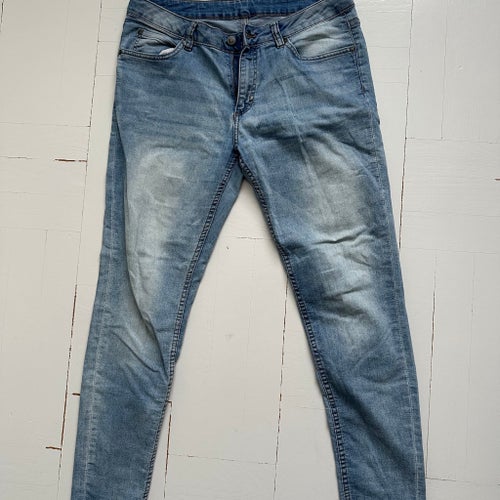 Cheap Monday blå jeans stl 32/33