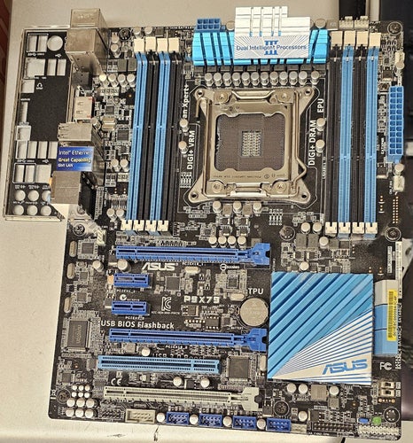 ASUS P9X79 Moderkort LGA 2011 testat