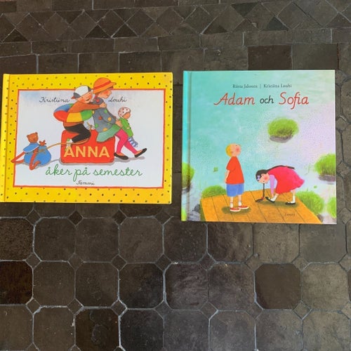 2 böcker "Anna åker på semester" & "Adam och Sofia"
