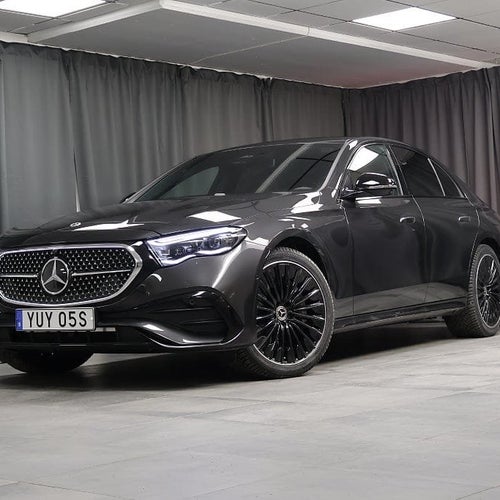 Mercedes-Benz E 300 e AMG Burmester Superscreen Drag Night MOMS DEMOBIL