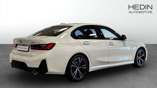 BMW 320i xDrive Sedan i M Sport Rattvärme Tonat Drag