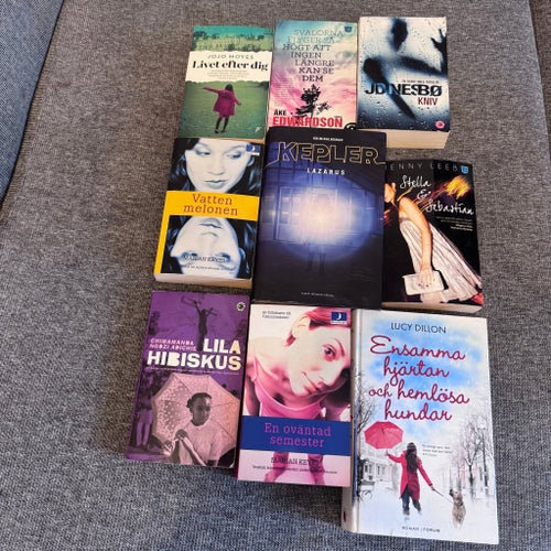 Bokpaket / Mysig blandning av deckare & romaner (9 st)