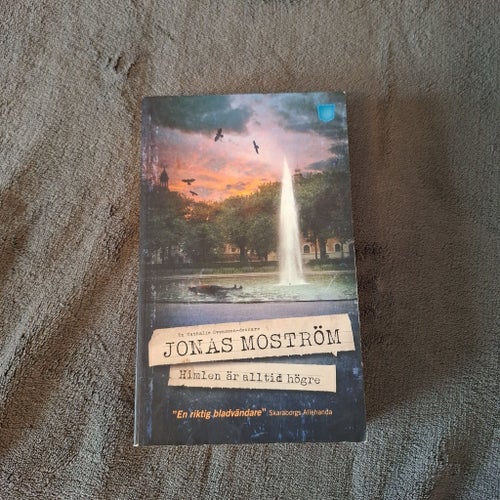 Himlen är alltid högre av Jonas Moström, 2014