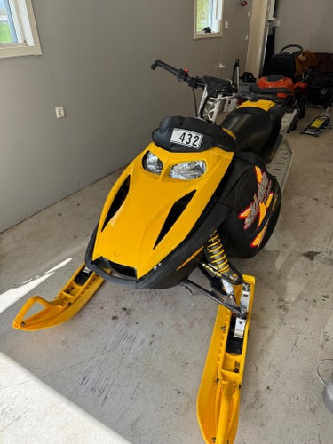 Ski-doo summit 800 rev