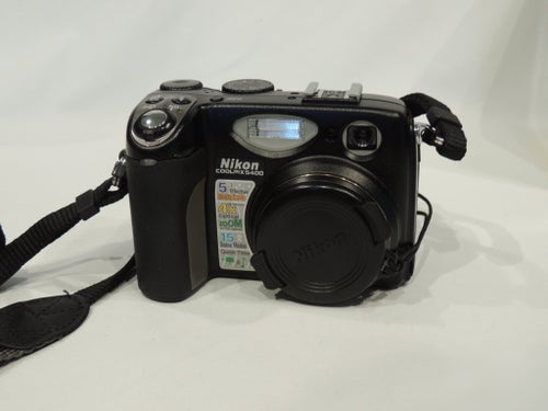 Nikon Coolpix 5400 · 5.1MP entusiastkompakt, 4x ED-zoom · OTESTAD · med låda