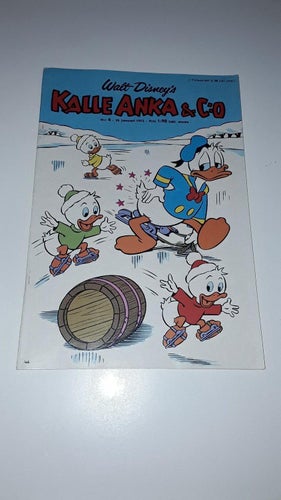 Kalle Anka 1973 nr 4 med bilaga som sitter fast VF-NM
