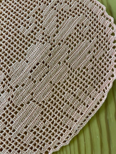 Hem Virkat duk, 38,5x25 cm. Ljusrosa/beige nyans