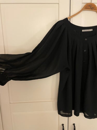 Soul River svart blus, storlek 46- superfint skick