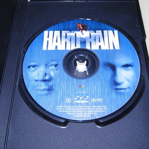 Hard Rain (DVD) med Morgan Freeman och Christian Slater