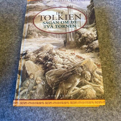 J.R.R. Tolkien - Sagan om de två tornen