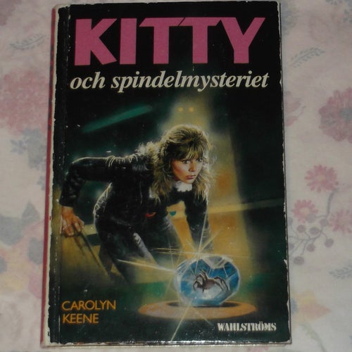 Kitty och spindelmysteriet Carolyn Keene Äldre Bok Wahlströms ungdomsböcker