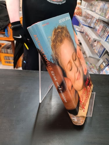 KÄRLEK, MAT OCH MISSÖDEN