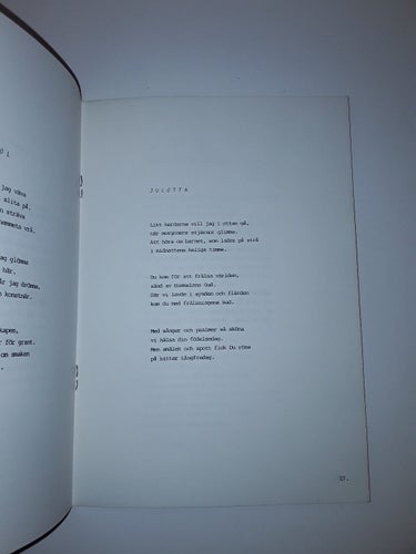 Glimtar från förr och nu - Dikter av Astrid Eriksson