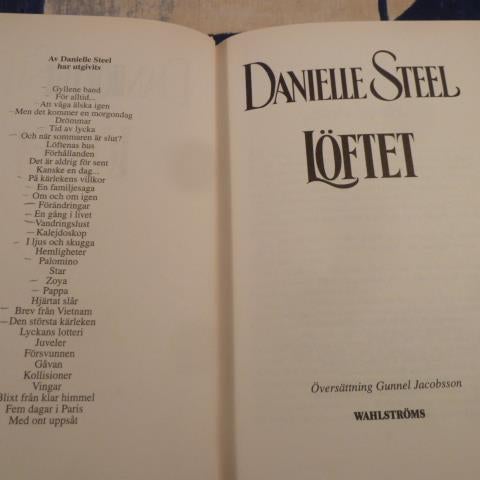 LÖFTET, D. STEEL, 1998,  BÖCKER