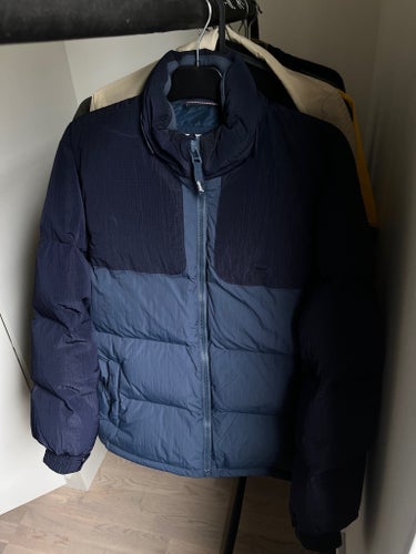 Levi's blå vinterjacka, storlek L