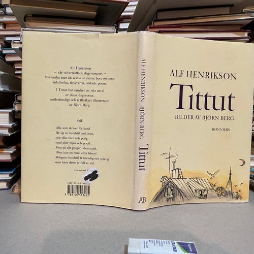 Tittut Bilder av Björn Berg av Alf Henrikson. Bok. Very Fine plus