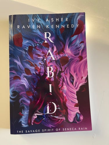 Rabid av Ivy Asher och Raven Kennedy, 2021