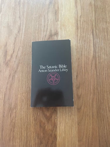 The Satanic Bible av Anton Szandor LaVey