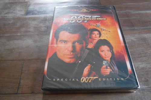 DVD Ny inplastad Tomorrow never dies agent 007