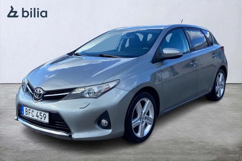 Toyota Auris 1.6 Edition 50 Style Dragkrok Kamera