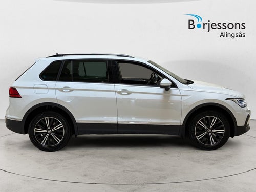Volkswagen Tiguan TSI 150hk Drag/Värmare/kamera/keyless