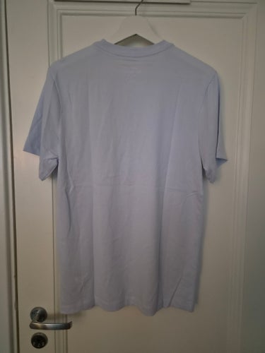 Nike t-shirt