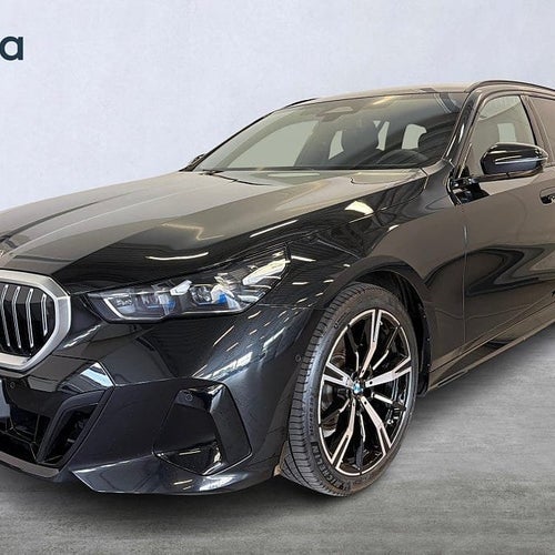 BMW 520d xDrive Touring M Sport/HK/20"/Drag/Värmare/Aktiv Farth.