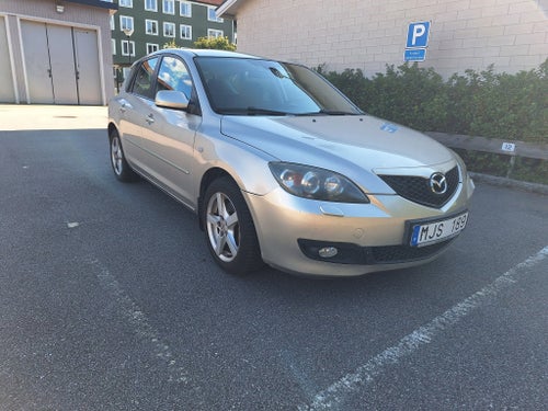 Mazda 3 Sport 2.0 MZR 150HK Besiktigad Dragkrok Motorvärmare Årsmodell 2008