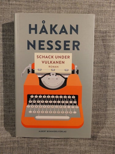 Schack under vulkanen av Håkan Nesser, 2021