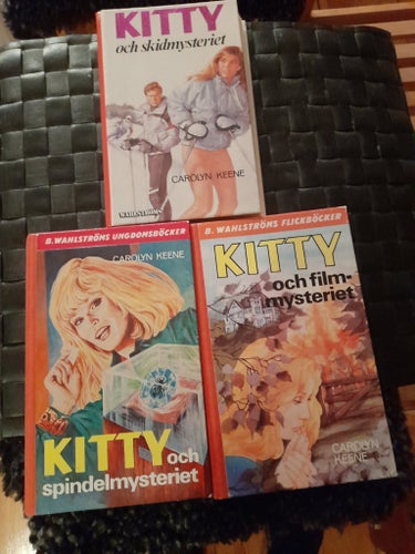Kitty med tre olika mysterier i 3 böcker.