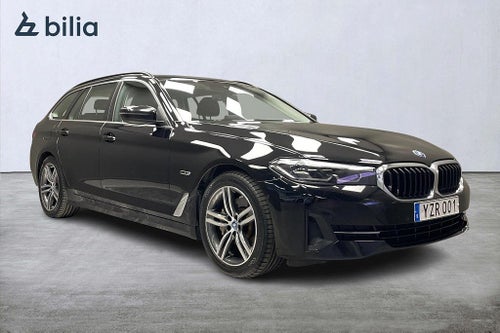 BMW 530e xDrive Touring / Drag / 18" Alu / Sensafin /
