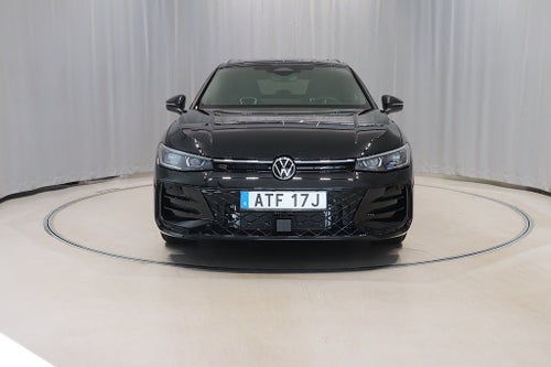 Volkswagen Passat R-Line 1.5 TSI eHybrid 272hk Drag Värmare Pano Nav