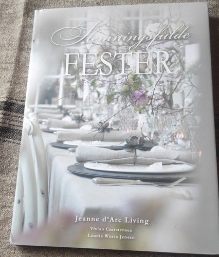 Ljuvlig dansk bok från Jeanne d'arc Living (JDL), Stämningsfulla fester