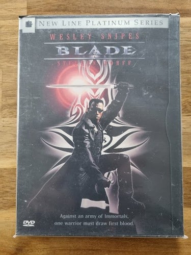 BLADE - WESLEY SNIPES - OBS !! REGION 1 DVD! KRÄVS REGIONS FRI SPELARE