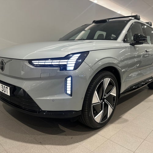 Volvo EX90 Twin Motor Performance Ultra 7sätes, 360 Kamera, Panoramatak