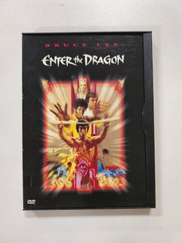 Enter the Dragon / I drakens tecken (DVD) – Kampsportsklassiker med Bruce Lee