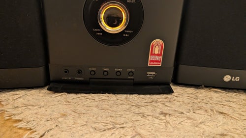 LG Micro Hi-Fi System XA63-D0U