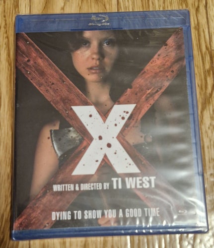 X (Blu-ray)