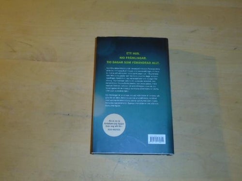 NIO FRÄMLINGAR - Liane Moriarty