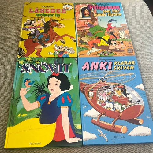 Bokpaket: Disney x 4: se bilder samt info nedan