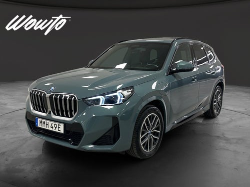 BMW X1 xDrive25e 245HK M-Sport / Panorama / HUD/ H&K / Drag