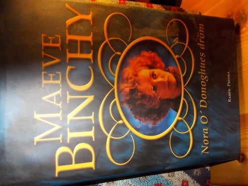 EN TJOCK BOK MED MAEEVE BINCHY NORA O DONOGHUES DRÖM