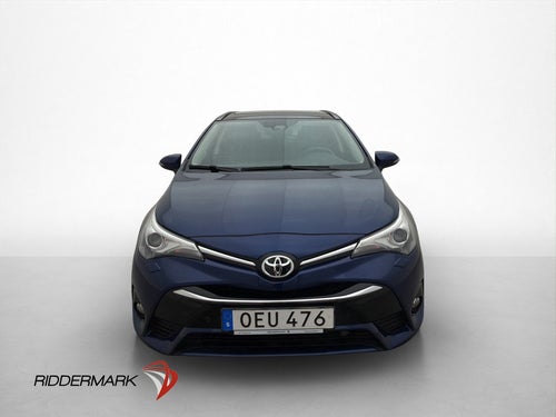 Toyota Avensis 1.8 Executive Panorama Skinn Kamera Drag Navi